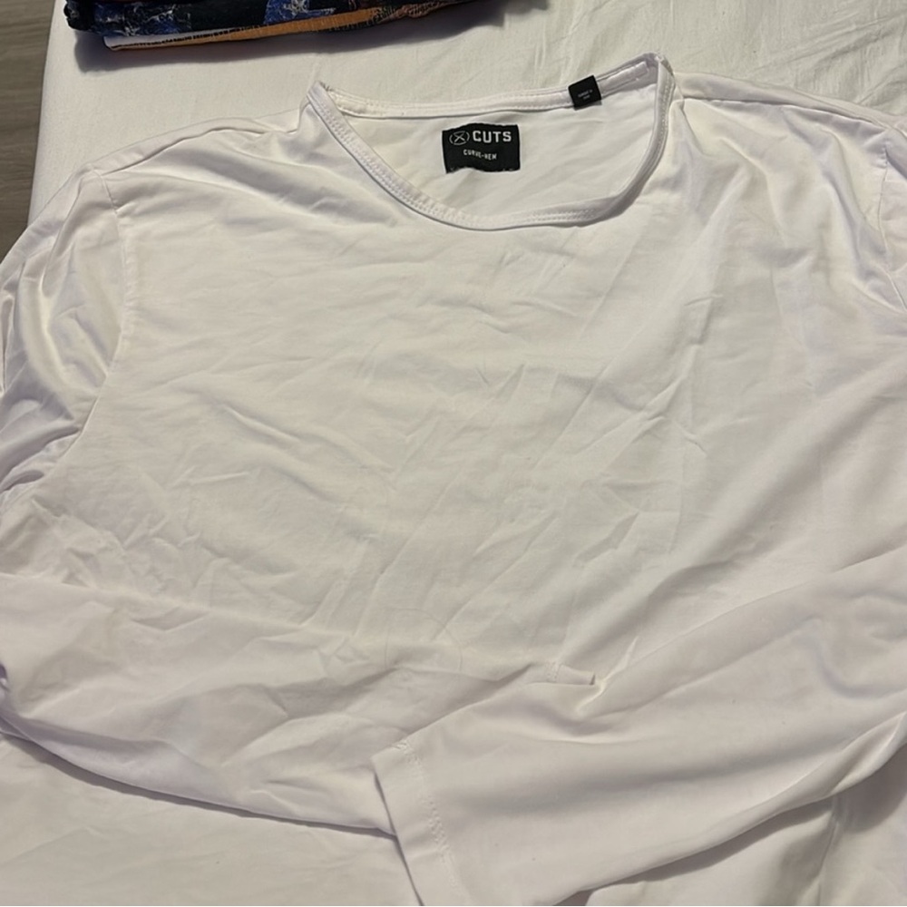 CUTS Curve Hem Long Sleeve White